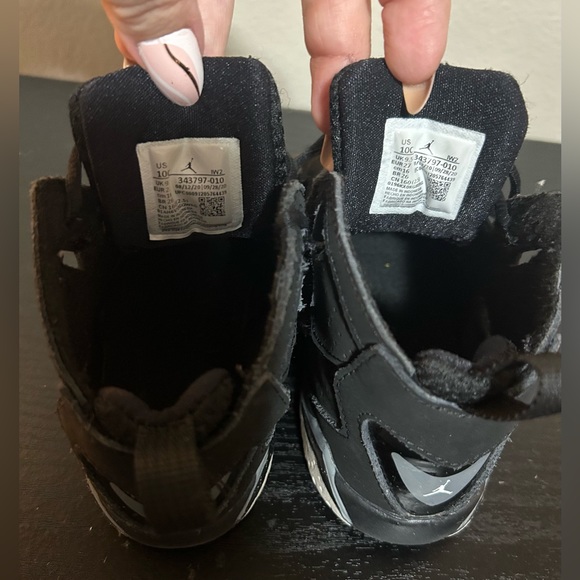 Toddler Kids Black Nike Jordan lace-up sneakers- size 10c - Picture 6 of 11